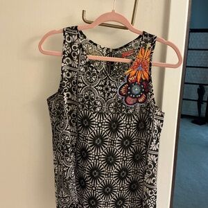 Desigual sleeveless top L with appliqués